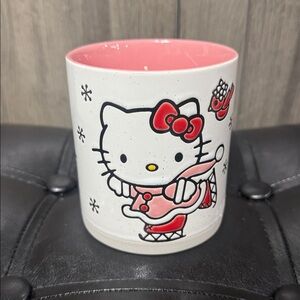 New Blue Sky Clayworks Hello Kitty Ice Skating White Chocolate & Fig Candle